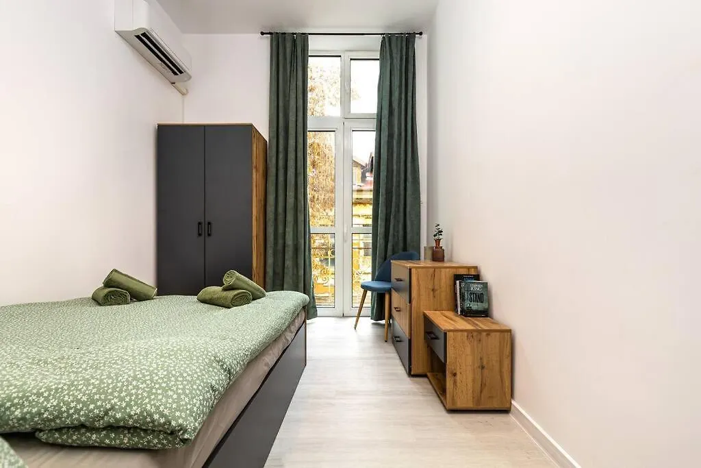 Kapana Beat 2-Bedroom Apt. Top Center Plovdiv 0*,